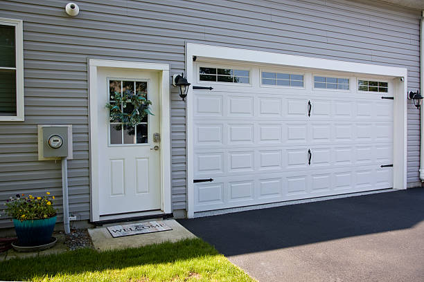 24/7 Emergency Garage Door Panel Replacement experts in Catron County County, NM